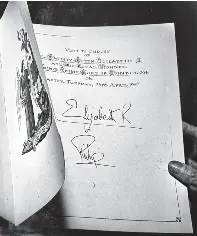 ?? ?? Signatures of the Queen and Prince Philip to mark their visit to Dudley in 1957