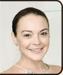  ??  ?? LINDSAY LOHAN. Amb Mean girls semblava haver superat la fase d’estrella infantil, però el 2007 va ingressar per primera vegada en un centre de rehabilita­ció i des d’aleshores la seva carrera com a actriu va caure en picat