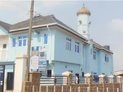  ?? ?? Mosque built by Shakiru Lanase near the old Ife road, Ibadan