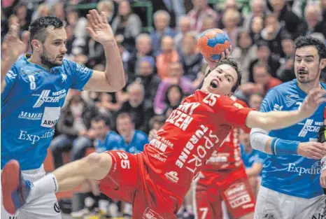  ?? ARCHIVFOTO: SASCHA RIETHBAUM ?? Aaron Mayer fehlt den Handballer­n der MTG Wangen verletzt.