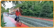  ?? FOTO: NOP ?? Die Bedingunge­n für Radfahrer auf der Fleuthbrüc­ke, Weseler Straße, möchte die Gemeinde verbessern.