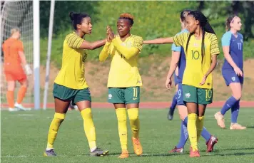  ?? SYDNEY MAHLANGU ?? THEMBI KGATLANA celebrates her goal with teammates during their opening Cyprus Cup match against Finland at the GSZ Stadium, in Cyprus yesterday. | BackpagePi­x
