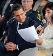  ??  ?? Gobierno de inclusión. Durante la primera sesión pública del Sistema Nacional para la Igualdad entre Mujeres y Hombres, el Presidente destacó que a través de la Reforma Política Electoral se empodera a las mexicanas.