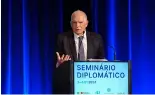  ?? ?? Le plus haut diplomate de l'UE, Josep Borrell, prononce un discours lors d'un séminaire diplomatiq­ue à Lisbonne, le 3 janvier 2024.