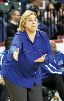  ?? JOHN BLAINE — FILE PHOTO — FOR THE TRENTONIAN ?? Shelly Dearden’s Ewing team picked up its first victory by beating Lawrence on Tuesday night.