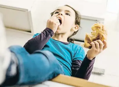  ?? GOLERO / GETTY ?? L’estudi Aladino assenyala que la majoria dels nens mengen brioixeria més de quatre cop a la setmana