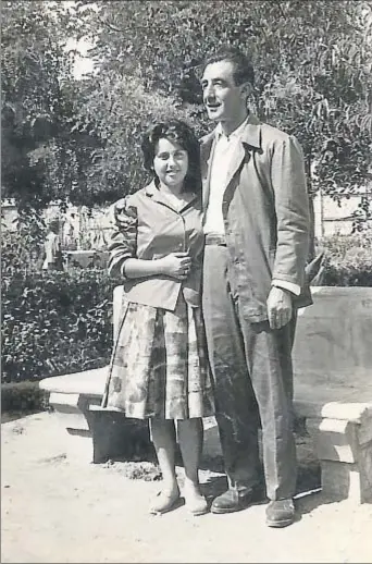  ??  ?? Un catalán de Vélez Rubio. Manuel Moreno Mauricio (1908-1983) con su esposa, Maria Sarriera, en los años treinta, poco antes del estallido de la Guerra Civil