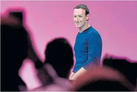  ??  ?? Cuestionad­o. Mark Zuckerberg tiene 34 años y es el CEO de Facebook.