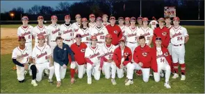  ?? Mark Humphrey/Enterprise-Leader ?? Farmington’s baseball team poses after defeating Jacksonvil­le, 6-5 on Friday, March 15. The Cardinals had a 3-1 record going into spring break.