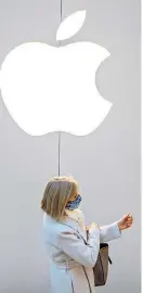  ?? Foto: Reuters ?? Apple ist als teuerster Konzern fast drei Billionen Dollar wert.