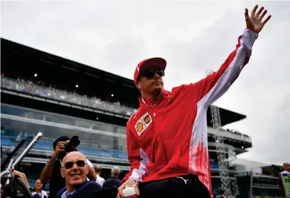  ?? ANDREJ ISAKOVIC
FOTO: AFP / LEHTIKUVA / ?? Kimi Räikkönen jagar sin första seger på över fem år i sina avslutande tävlingar för Ferrari.■