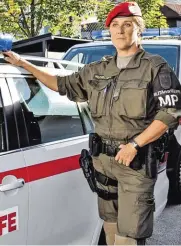  ?? BILD: SN/M. HÖRL, BUNDESHEER ?? Karin Pirschner ist bei der Militärpol­izei Innsbruck im Einsatz.
