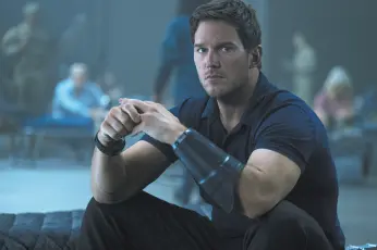  ?? Frank Masi / Amazon Prime ?? Chris Pratt plays Dan, a time traveler with an investment in the future, in the scifi film, “The Tomorrow War,” directed by Chris McKay.