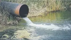  ?? ?? River pollution. Stock photo