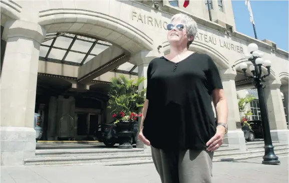  ?? JULIE OLIVER ?? Former Ottawa Citizen reporter Janice Kennedy revisits the Château Laurier, where she once interviewe­d Germaine Greer — and had her assumption­s overturned.