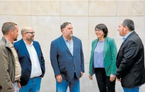  ?? // EP ?? Mates (Ara Més), Cela (BNG), Junqueras, Riba (ERC) y Barrena (Bildu), ayer en Barcelona