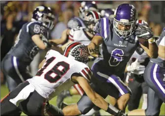  ?? File photos ?? (Above) Valencia’s Jayvaun Wilson (6) rushed for 724 yards and 19 touchdowns last season. (Below) Jovan Camacho (4) currently ranks fourth in the state in terms of receiving yards with 203.