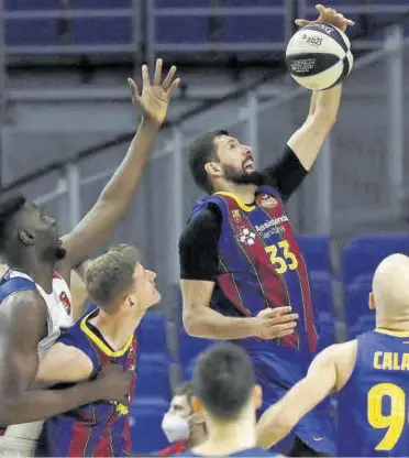  ?? // EFE ?? Mirotic volvió a ser determinan­te en el equipo azulgrana para lograr el triunfo