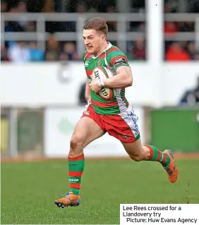  ?? Lee Rees crossed for a Llandovery try
Picture: Huw Evans Agency ??