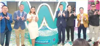  ?? ?? (From left) Unilab VP for S&CD Ermelo Villaroman; Watsons Health Business Director Sonny Cuenco; Mandaluyon­g Councilor Charisse Abalos; SM Supermalls Premiere 2 AVP for Operations Ian Mathay and Group Marketing Manager Dan Neria; with Manuel and de Guzman
