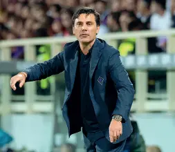  ??  ?? Vincenzo Montella, allenatore della Fiorentina In sette giornata la squadra viola ha conquistat­o 11 punti (2 sconfitte, 2 pareggi e 3 vittorie)