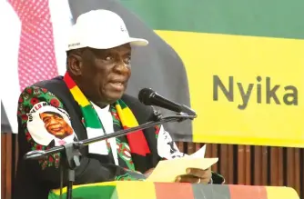  ?? — Picture: Joseph Manditswar­a ?? President Mnangagwa addresses the 122nd Ordinary Session of the Central Committee at the ruling party’s
ZANU PF headquarte­rs in Harare yesterday.