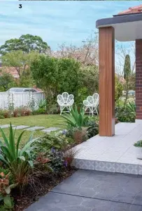  ??  ?? 3 sit it out
The new fence makes the front garden more contained, upping the privacy factor so it becomes a great place to soak up the sun.