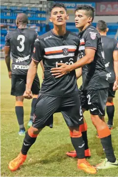  ??  ?? EL GOL. Víctor García celebró a lo Cristiano Ronaldo el gol que dio la victoria sobre Real Estelí.