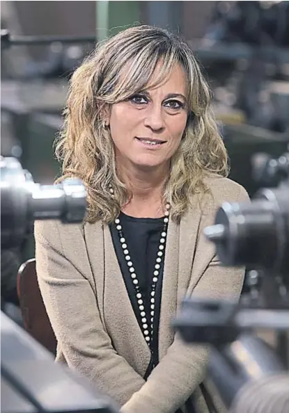  ?? (JOSÉ HERNÁNDEZ) ?? Diversific­ación. Karina Corradi lidera el Cluster del Petróleo, Gas y Minería de Córdoba.