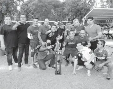  ?? FOTO: ANTONIO ESPINOZA ?? > Maderería Carvajal se proclamó como el flamante campeón del torneo.