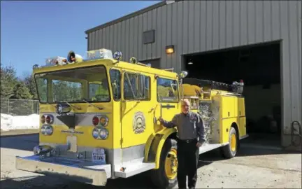  ?? BEN LAMBERT — THE REGISTER CITIZEN ?? Erwin “Jay” Krause is offering to commemorat­e the service of deceased firefighte­rs and EMTs by providing one last ride on his outfitted fire truck.