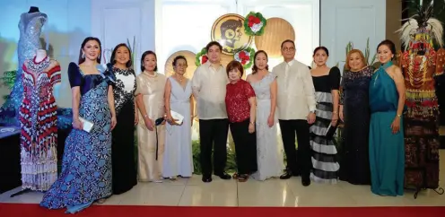  ??  ?? OFFICERS of Hijos de Davao led by Board Director Rose Marie T. Cabaguio and President Vincent J. Garcia
