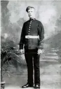  ??  ?? Peter McCallum in his Boer War artillerym­an uniform