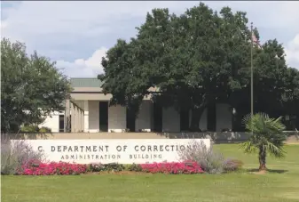  ?? Jeffrey S. Collins / Associated Press ?? Four mentally ill prisoners were beaten and strangled at Kirkland Correction­al Institutio­n, which is a state prison operated by the South Carolina Department of Correction in Columbia.
