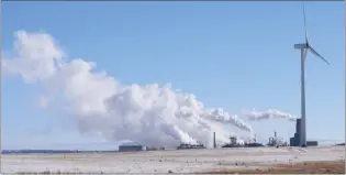  ?? NEWS FILE PHOTO ?? The CF Industries fertilizer production plant, seen in this February 2021 file photo, is the subject of a certificat­ion applicatio­n filed by Unifor with the Alberta Labour Relations Board.