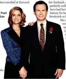  ??  ?? Amanda Peet vs Christian Slater