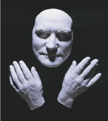  ??  ?? Above and top right: the death mask, hands and notebooks of England’s last hangman, Albert Pierrepoin­t, failed to sell. Top: the bronze death mask and hands of Stalin, however, generated internatio­nal interest