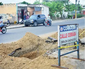  ?? ABEL UREÑA ?? Coraasan apenas cobra el 25 por ciento del agua servida.