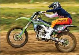  ??  ?? En 2021, toujours chez Bud, il s’attaquera au 24MX Tour et à l’EMX2 avec la nouvelle 250 KX-F.