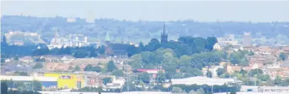  ??  ?? Wednesbury as seen from Kates Hill