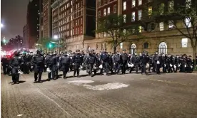  ?? ?? Police on campus at Columbia on Tuesday night. Photograph: Kena Betancur/AFP/Getty Images