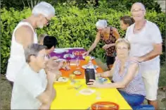  ?? - Crédits : A.L ?? Nos amis camping-caristes : des habitués fidèles à la « Maison de l’Ail »