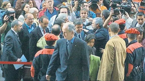  ?? EFE / ARCHIVO ?? Juan Mari Atutxa entrando en la sede del Tribunal Superior de Justicia del País Vasco en el 2005