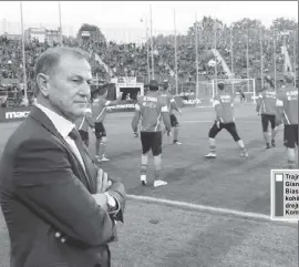  ??  ?? Trajneri Gianni De Biasi gjatë kohës kur drejtonte Kombëtaren