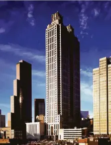  ?? Courtesy photo ?? Atlanta’s 191 Peachtree Tower was a collaborat­ion by Hines and architect Philip Johnson.