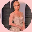  ??  ?? REGINA IN PASSERELLA Lindsey Vonn alla Notte degli Oscar ospite di Vanity Fair