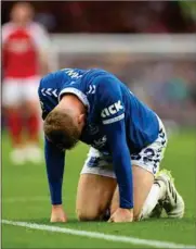  ?? GETTY IMAGES FOTO: ?? Hårdt prøvede Everton møder Manchester United på Goodison søndag. Her ses Jarrad Brantwaith­e fra the Toffees som har spillet i den bedste raekke 121 saesoner i traek, men som pt ligger til nedrykning efter at have fået fratrukket 10 point.