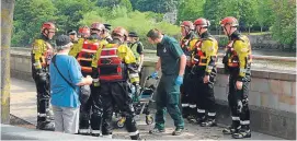  ?? Picture: Stewart Cowper. ?? The scene following the dramatic rescue in Perth yesterday morning.