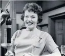  ??  ?? Doreen Keogh pulling pints in Coronation Street in 1961