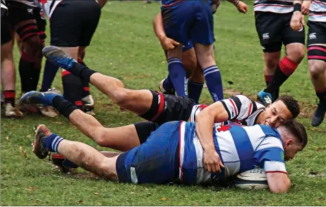  ?? ?? Joel Hine scoring the 1st try